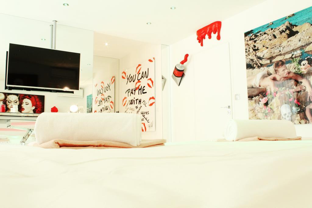 Shangtasia Luxury Art Room Grimaud Exterior photo
