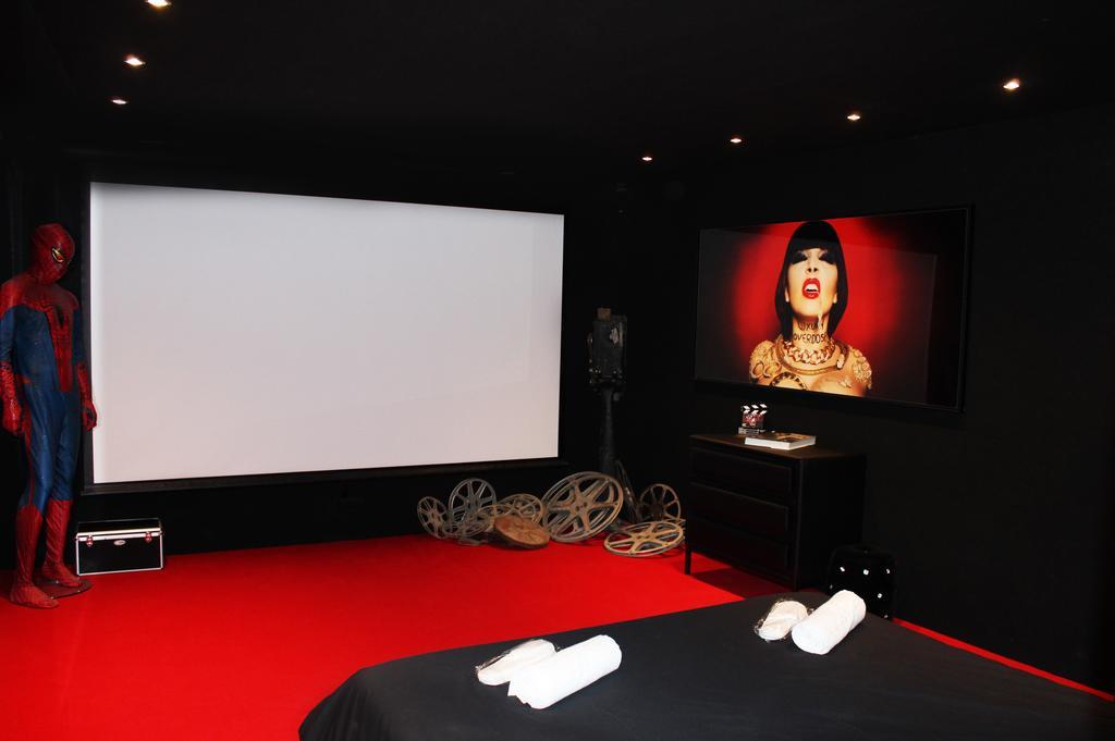 Shangtasia Luxury Art Room Grimaud Exterior photo