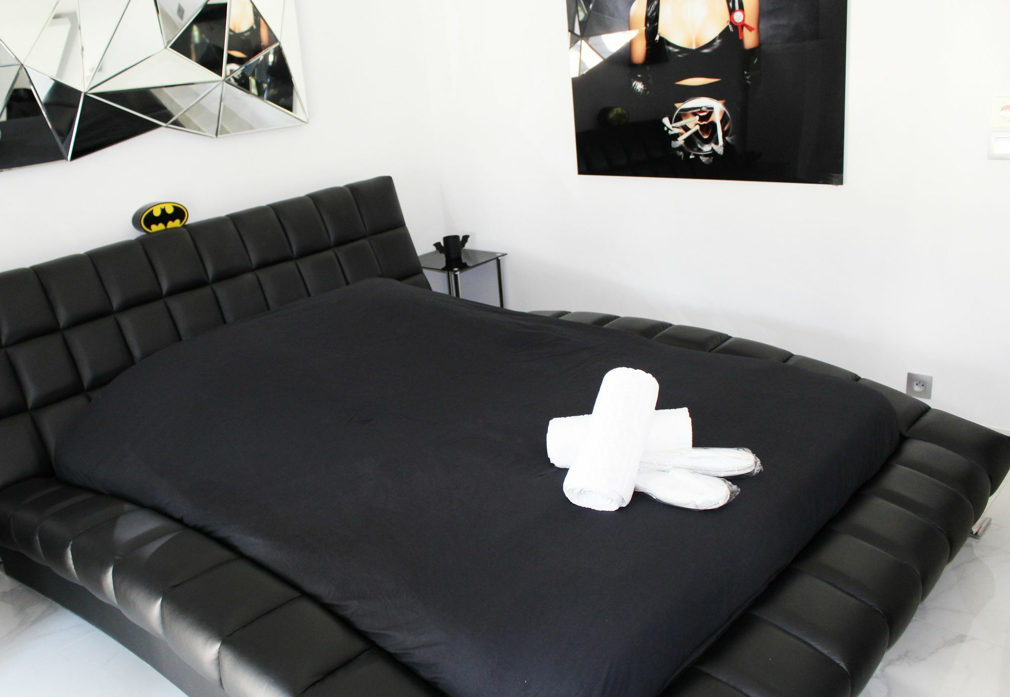 Shangtasia Luxury Art Room Grimaud Exterior photo