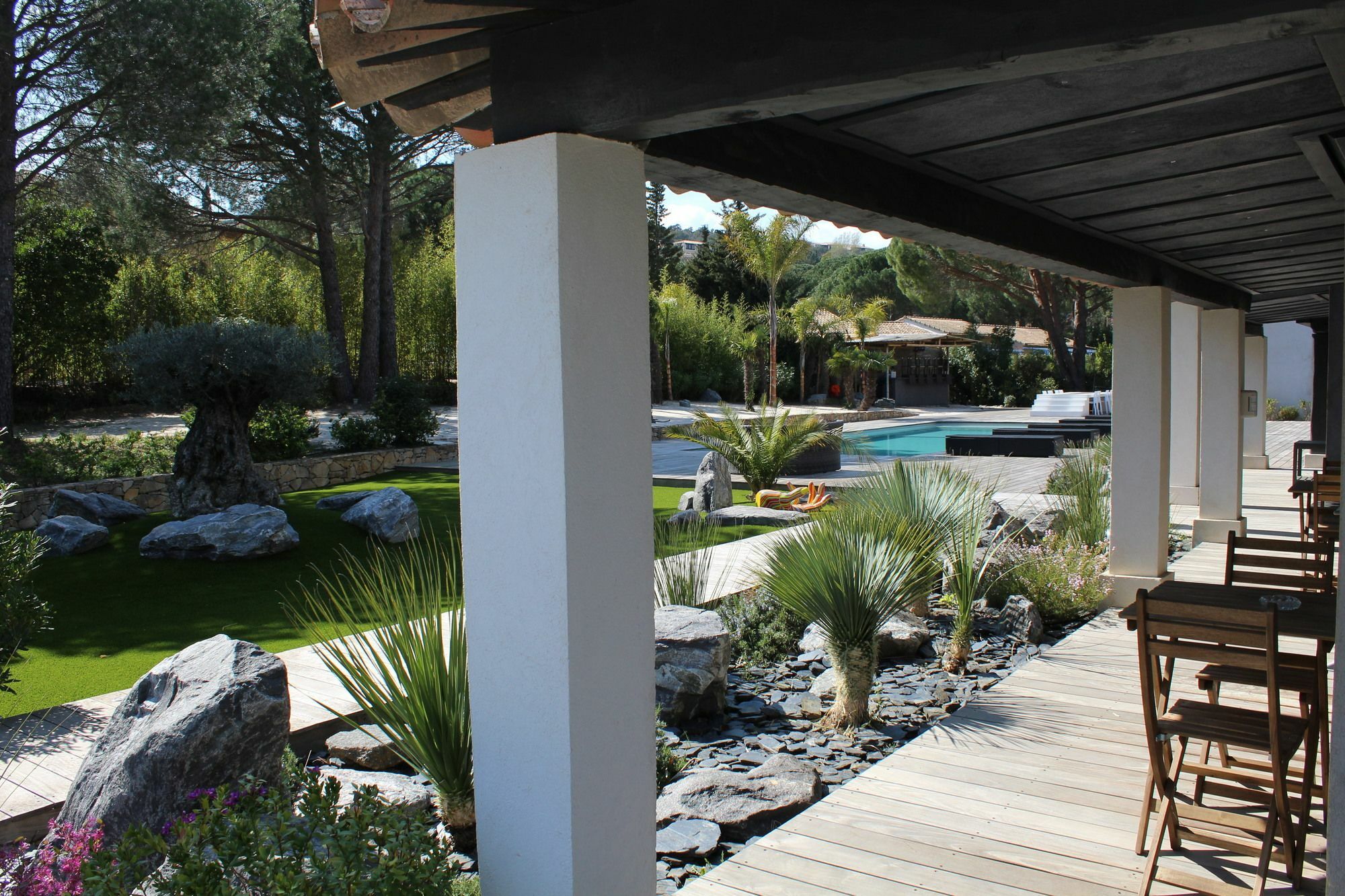 Shangtasia Luxury Art Room Grimaud Exterior photo