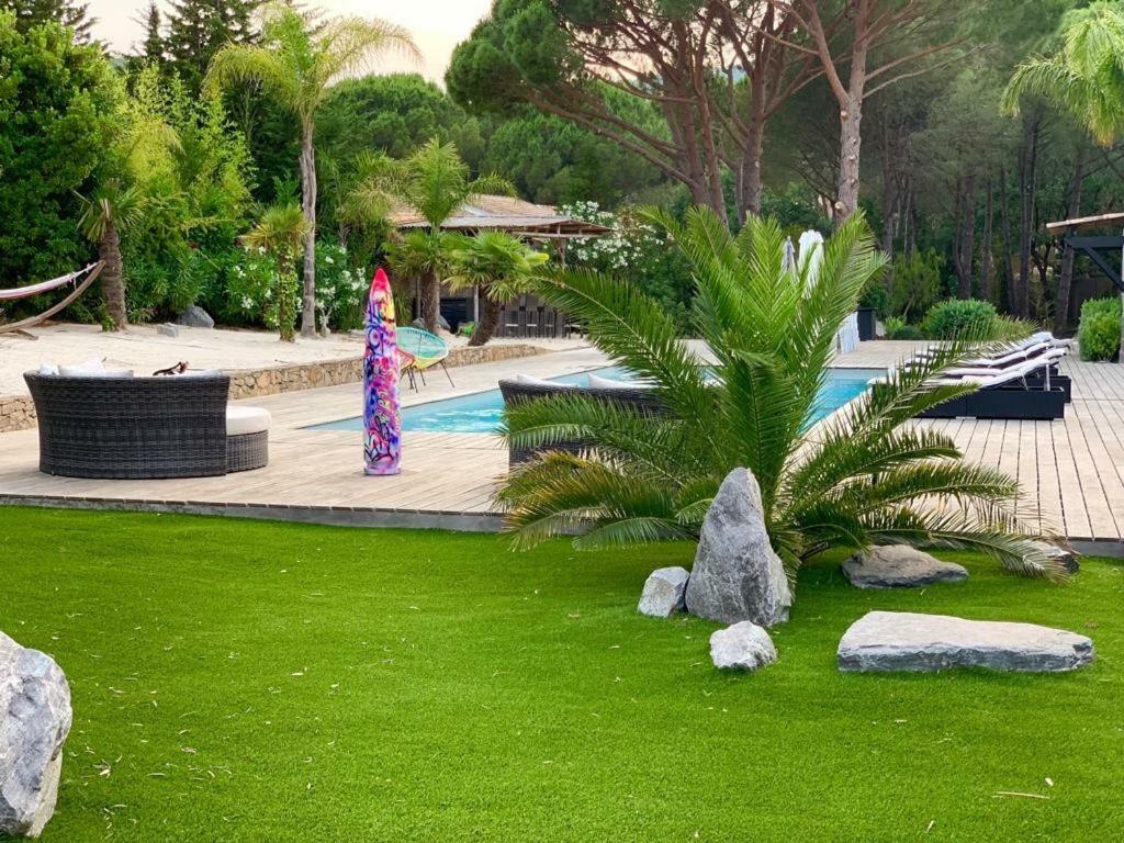 Shangtasia Luxury Art Room Grimaud Exterior photo